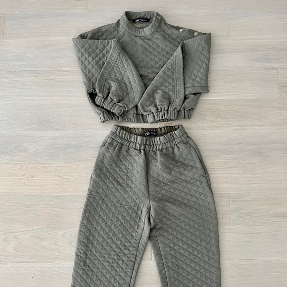 Zara Pants - Zara Quilted Co-ord Set (Quilted Top Gold Buttons + High Waisted Pants)